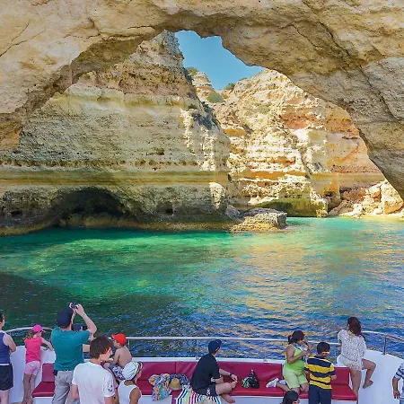 V3, Belo Horizonte Near Beach, Villa *