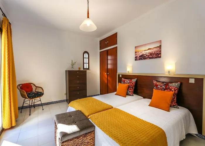 V3, Belo Horizonte Near Beach, *